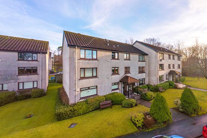 2 Bedroom Apartment For Sale In Buchanan Drive, Newton Mearns, Glasgow, East Renfrewshire, G77