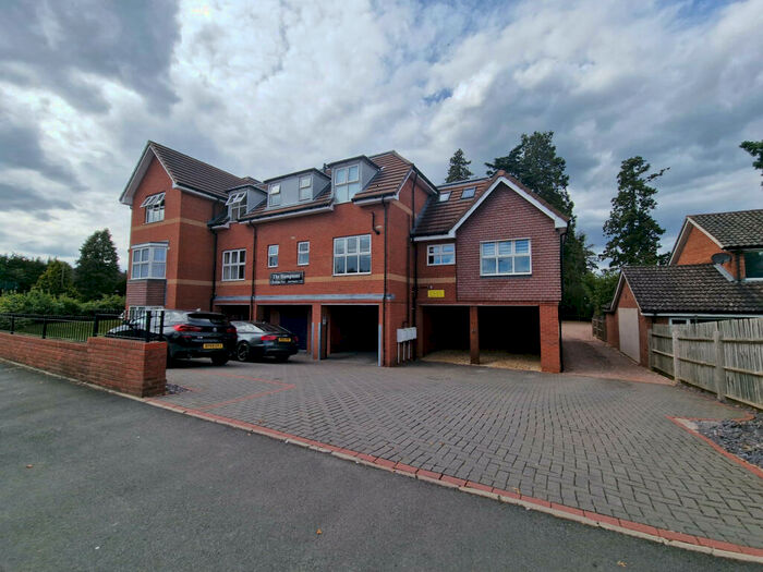 2 Bedroom Apartment To Rent In The Hamptons, Hermitage Road, Solihull, B91