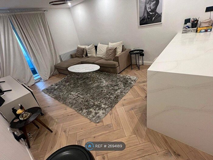 2 Bedroom Flat To Rent In Vestry Court Monck Street, Westminister, SW1P