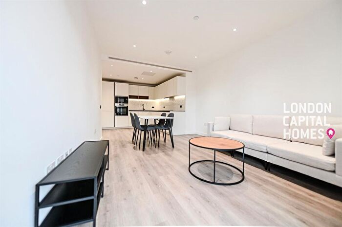 2 Bedroom Flat To Rent In Handley House, Glenthorne Road, Hammersmith, London, W6