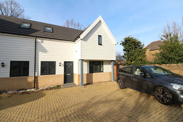 2 Bedroom Semi-Detached House To Rent In North Cray Road, Bexley, DA5