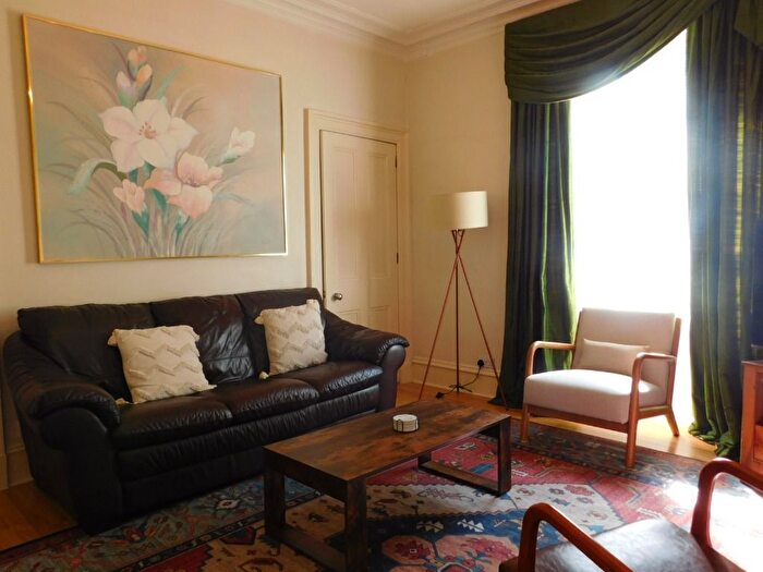 1 Bedroom Flat To Rent In Charlotte Street, City Centre, Aberdeen, AB25