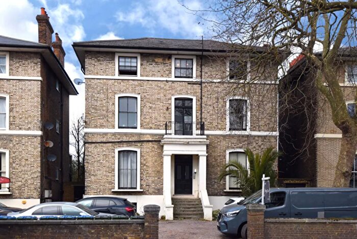 1 Bedroom Apartment For Sale In Shooters Hill Road, London, SE3