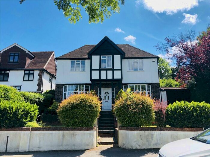 3 Bedroom Detached House To Rent In Hartley Down, Purley, Surrey, CR8