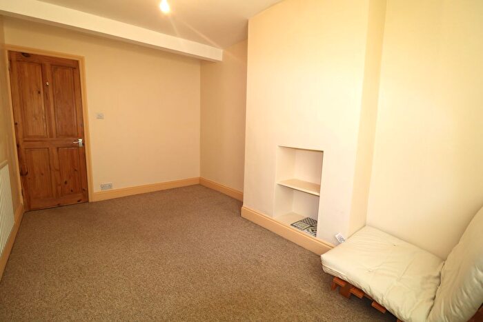 2 Bedroom Cottage To Rent In North Road, West Wickham, BR4