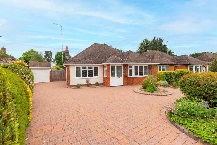 2 Bedroom Detached Bungalow To Rent In Grove Park, Tring, HP23