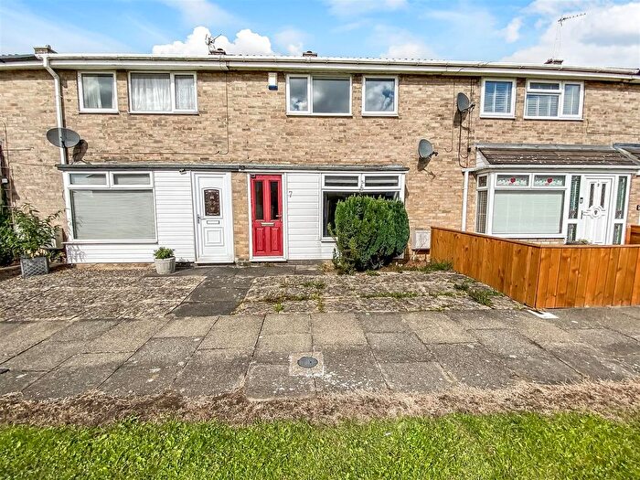3 Bedroom Terraced House For Sale In Markham Place, Newton Aycliffe, DL5