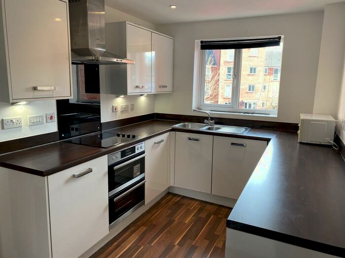 2 Bedroom Apartment To Rent In The Edg, Spring Meadow Road, Edgbaston, B15