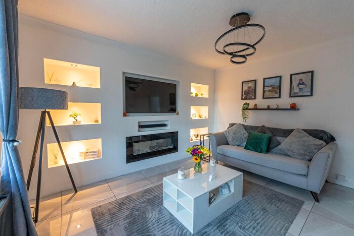 2 Bedroom End Terrace House For Sale In Little Denny Road, Denny, FK6