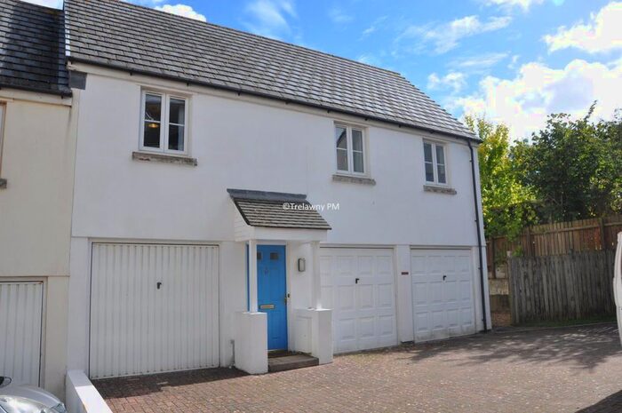 2 Bedroom Flat To Rent In Swans Reach, Swanpool, Falmouth, TR11