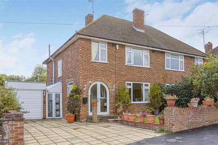 3 Bedroom Semi-Detached House For Sale In Beane Road, Watton At Stone, Hertford, SG14