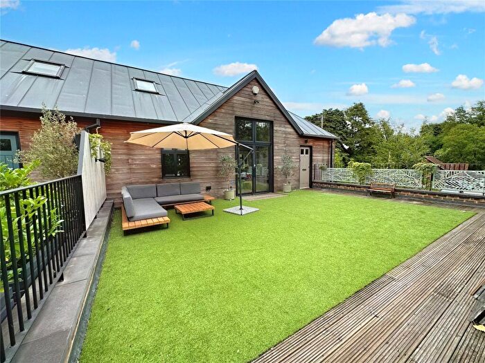 3 Bedroom Maisonette For Sale In Mill House, Hilliers Yard, Marlborough, SN8