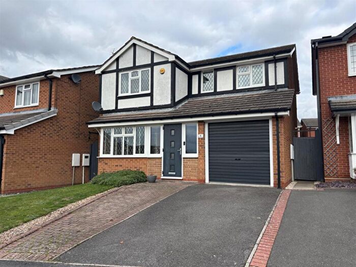 4 Bedroom Detached House For Sale In Wheatfield Close, Glenfield, Leicester, LE3