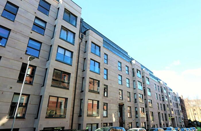 3 Bedroom Flat To Rent In Hyndland Avenue, Glasgow, Glasgow City, G11