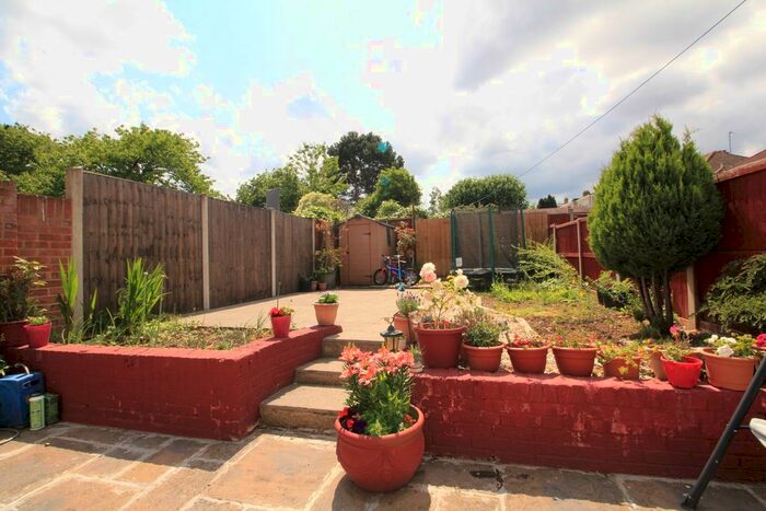 3 Bedroom Semi-Detached House To Rent In Merlin Road, Welling, DA16