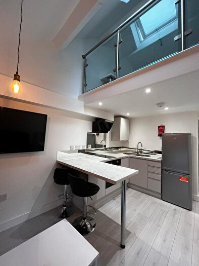 1 Bedroom Flat To Rent In Millstone Lane, Leicester, LE1