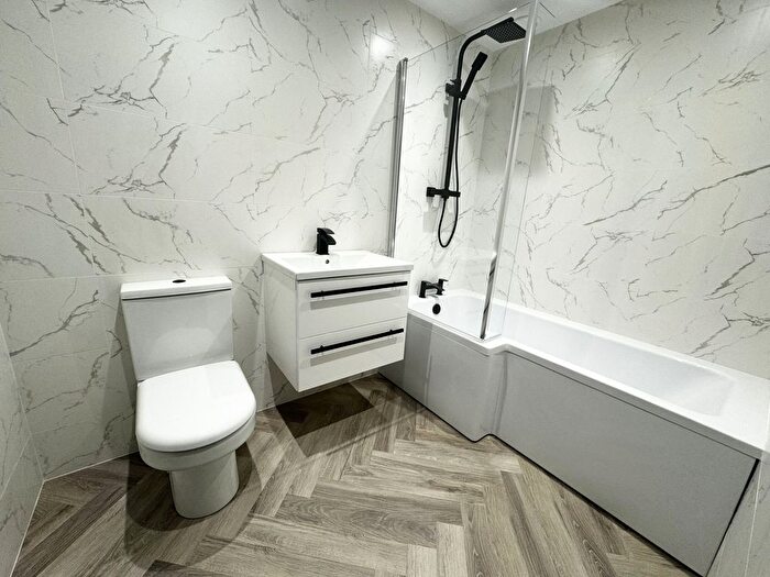 2 Bedroom Flat To Rent In Stanah Gardens, Thornton-Cleveleys, Lancashire, FY5