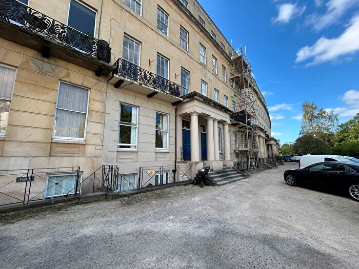 1 Bedroom Flat To Rent In Lansdown Crescent, Cheltenham, GL50