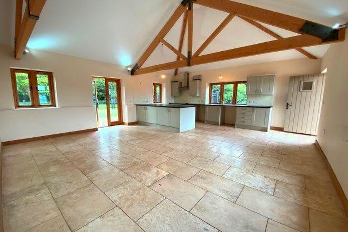 3 Bedroom Cottage To Rent In Rhoon Road, King's Lynn, PE34