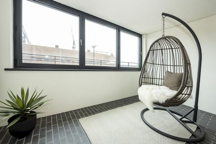 2 Bedroom Flat To Rent In London Road, Hounslow, TW3