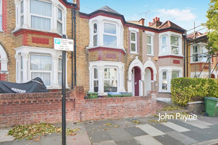 4 Bedroom Terraced House To Rent In Chancelot Road London, SE2