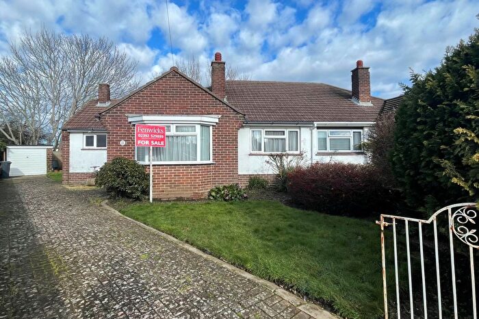 3 Bedroom Semi-Detached Bungalow For Sale In Ingledene Close, Gosport, PO12