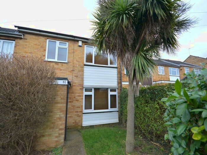 3 Bedroom House To Rent In Leonard Avenue, Swanscombe, Kent, DA10