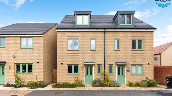 3 Bedroom House For Sale In Peridot Drive, Wellingborough, Northamptonshire, NN8