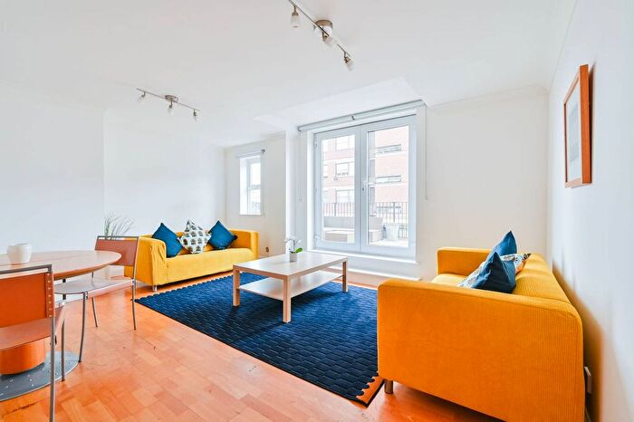 2 Bedroom Flat To Rent In Aria House, Covent Garden, London, WC2B