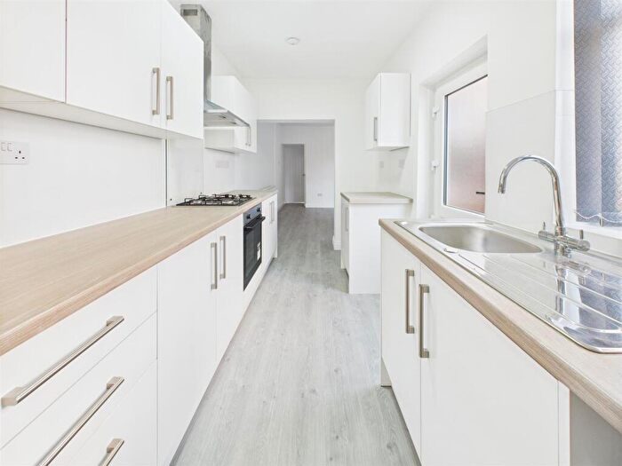 3 Bedroom Terraced House To Rent In Willington Street, Nuneaton, CV11