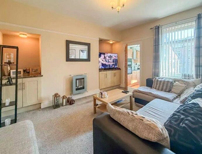 2 Bedroom Flat To Rent In Ravensworth Road, Birtley, Chester Le Street, DH3