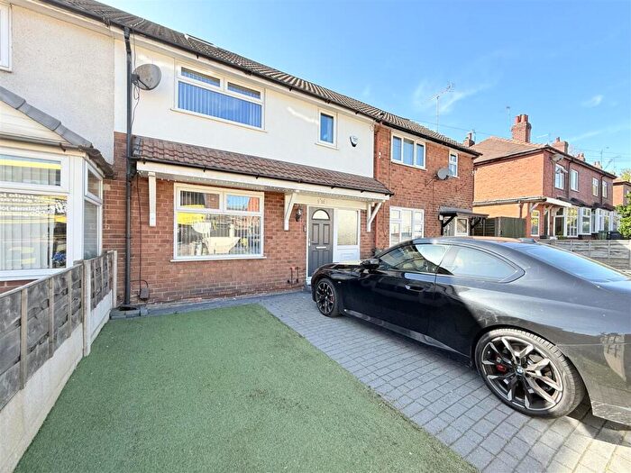 2 Bedroom Mews For Sale In Clarence Street, Stalybridge, SK15