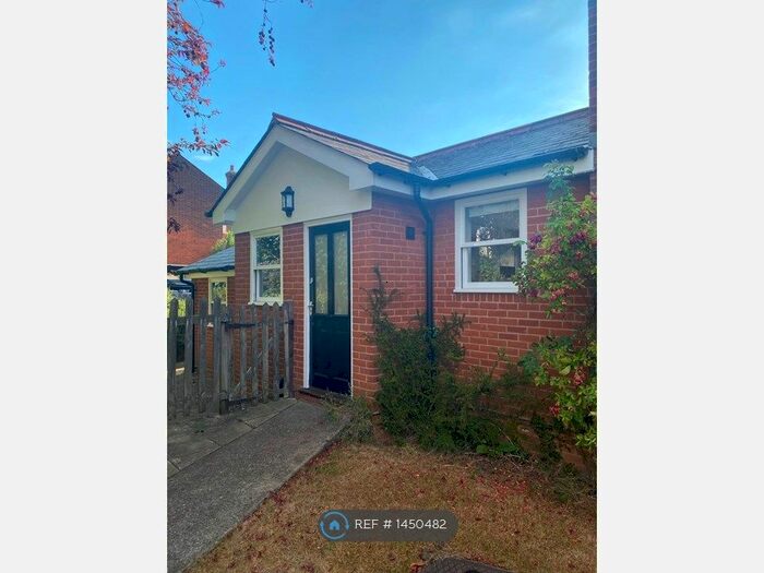 1 Bedroom Flat To Rent In Gainsborough Road, Ipswich, IP4