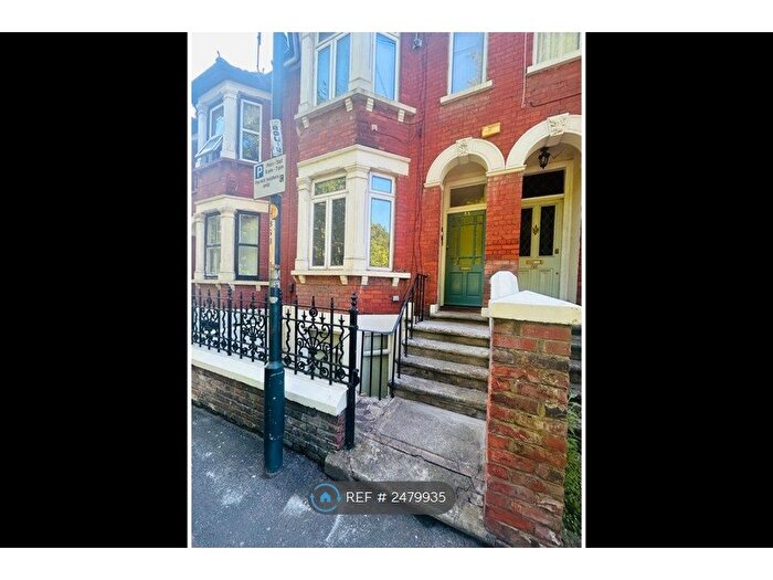 1 Bedroom Flat To Rent In Boundary Road, Chatham, ME4