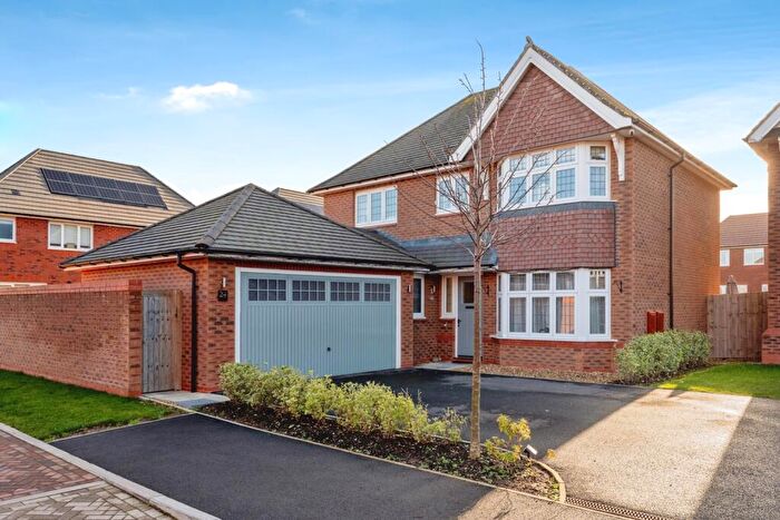 4 Bedroom Detached House For Sale In Puddler Avenue, Little Sutton, Ellesmere Port, Cheshire, CH66