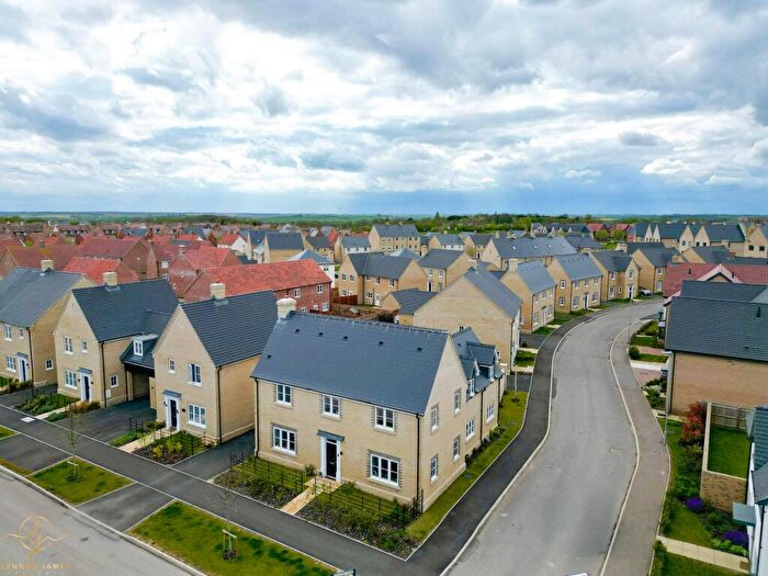 4 Bedroom Detached House For Sale In Wassingley Way, Alconbury Weald, PE28