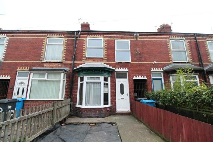 2 Bedroom Terraced House To Rent In Whitby Avenue, Hull, HU8