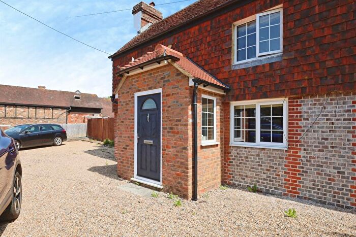 4 Bedroom Detached House For Sale In Holmes Hill, Holmes Hill, Lewes, BN8