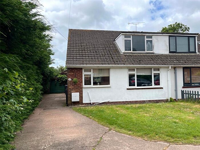 3 Bedroom Semi-Detached House For Sale In Watson Road, Long Buckby, Northamptonshire, NN6