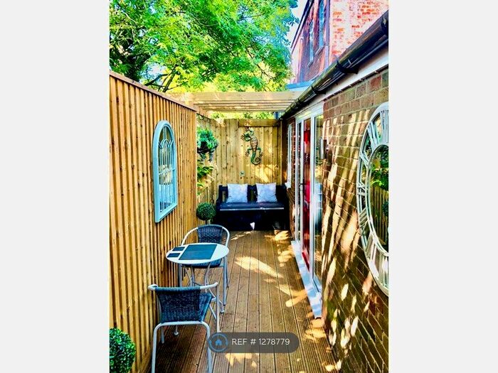 Studio To Rent In Weymouth, Weymouth, DT3