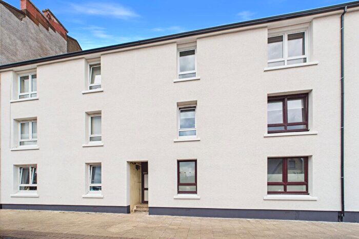 2 Bedroom Flat To Rent In Cambuslang Road, G73