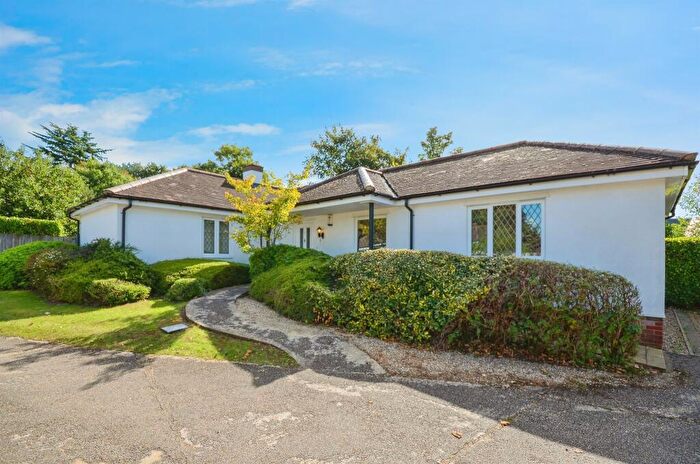 2 Bedroom Detached Bungalow For Sale In Redhall End, Colney Heath, St. Albans, AL4