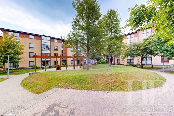 2 Bedroom Maisonette To Rent In Commonwealth Drive, Rampling Court Commonwealth Drive, RH10