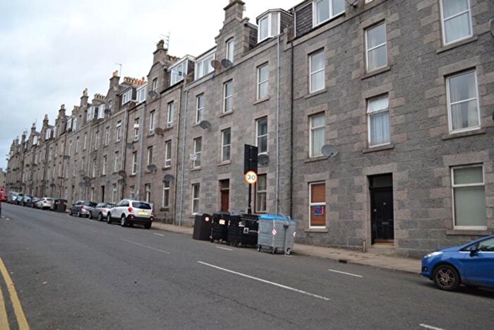 2 Bedroom Flat To Rent In Flat C, Flat C Linksfield Place, AB24