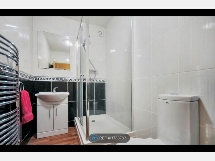 1 Bedroom Flat To Rent In Gordon Road, London, W5