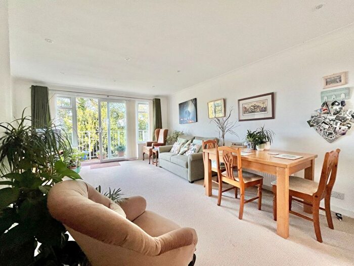 3 Bedroom Town House For Sale In Broadsands Court, Paignton, TQ4