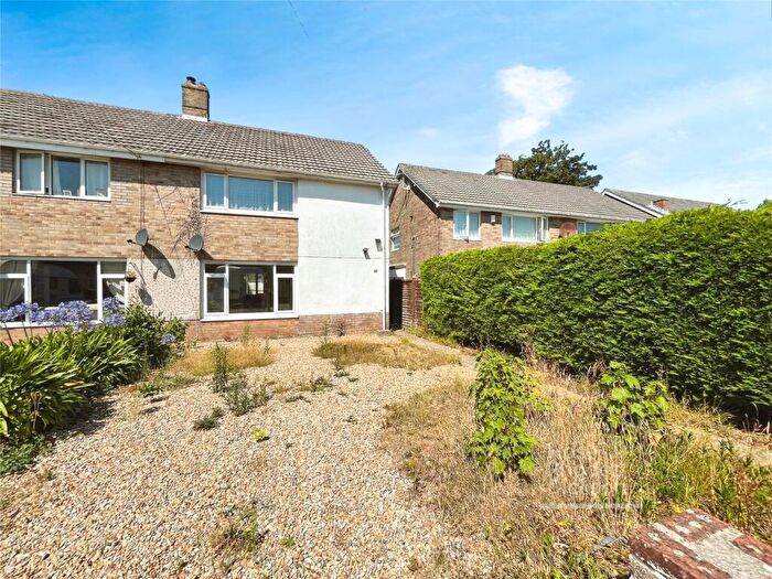 3 Bedroom Semi-Detached House For Sale In Arundel Close, Ryde, Isle Of Wight, PO33