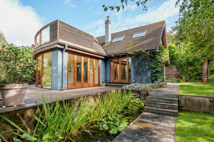 5 Bedroom Detached House To Rent In Close City Centre, EX4