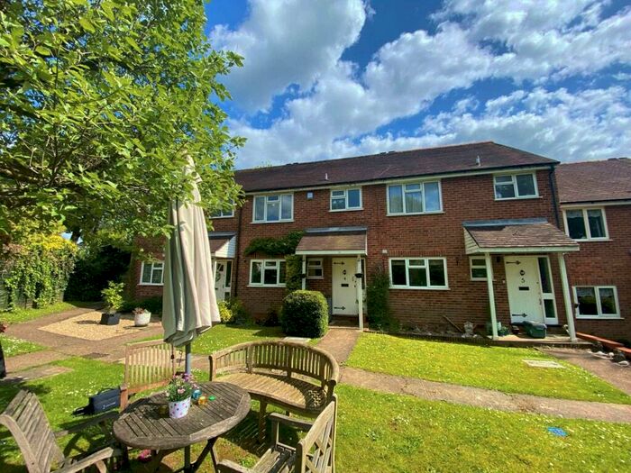 3 Bedroom Terraced House To Rent In Lea Close, Marlow Bottom, SL7