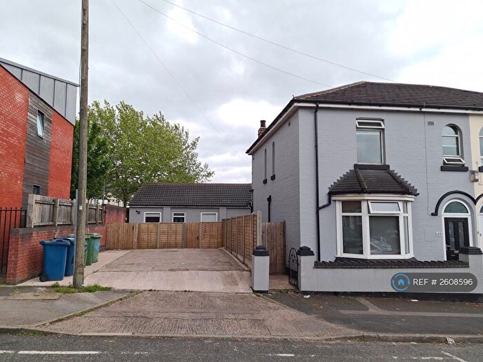 2 Bedroom Flat To Rent In Rowley Street, Stafford, ST16